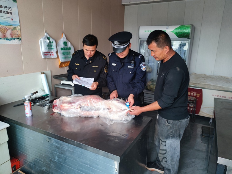 新壩鎮市場監督管理所開展節前生鮮肉市場及全域安全綜合檢查行動